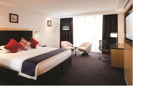 Adelaide Rockford - Accommodation Broadbeach 6