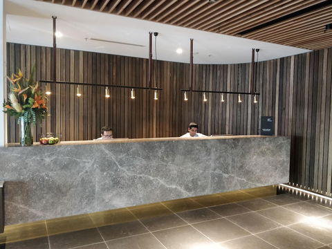 Adelaide Rockford - Accommodation Broadbeach 5