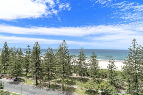 Burleigh Mediterranean Resort - Accommodation Broadbeach 2