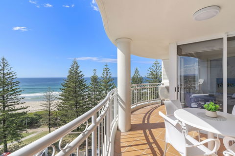Burleigh Mediterranean Resort - Accommodation Broadbeach 3