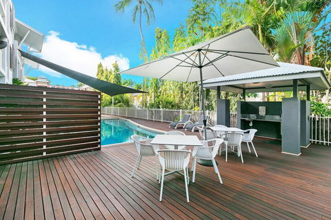 Mantra Aqueous On Port - Accommodation Broadbeach 6