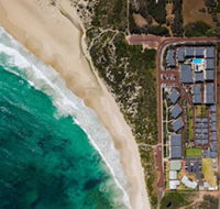 Smiths Beach Resort - Accommodation Broadbeach
