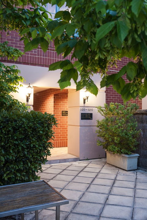 Majestic Tynte Street Apartments - Accommodation Broadbeach 0