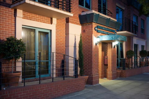 Majestic Tynte Street Apartments - Accommodation Broadbeach 2