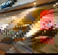 Mayfair Plaza Motel - Accommodation Broadbeach