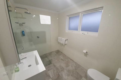 Palm Beach Guest House - Accommodation Broadbeach 7