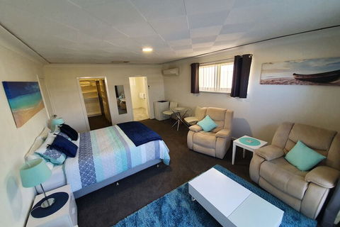 Palm Beach Guest House - Accommodation Broadbeach 6