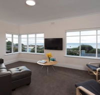 Sunrise at Penguin - Accommodation Broadbeach