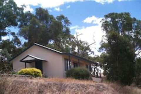 Riesling Country Cottages - Accommodation Broadbeach 0