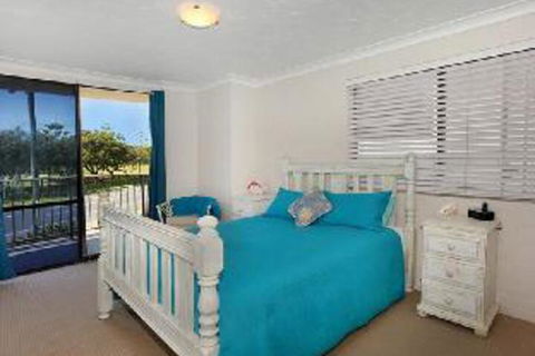 Pacific 1 / 103 - Accommodation Broadbeach 5