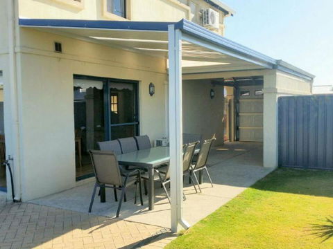 Palm Beach Manor - Accommodation Broadbeach 1