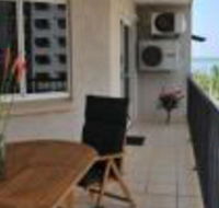 Inner city Cardona Court apartment - Accommodation Broadbeach