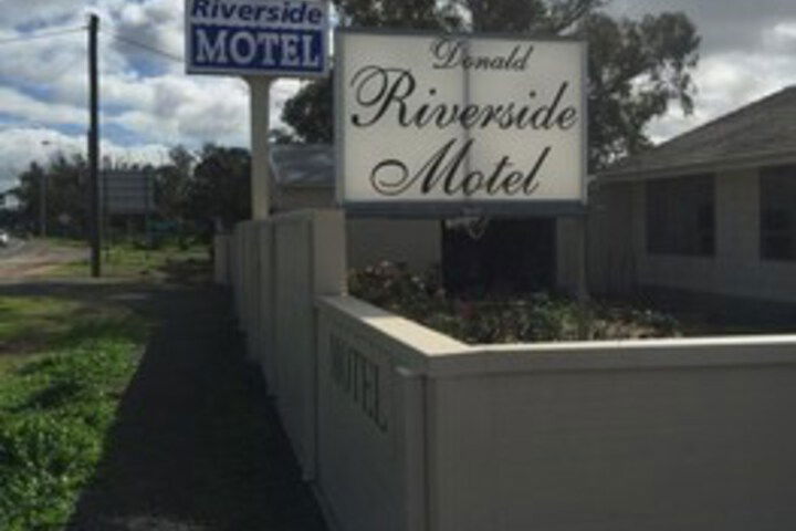 Gil Gil VIC Accommodation Broadbeach
