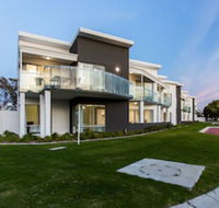 Reflections by Rockingham Apartments - Accommodation Broadbeach