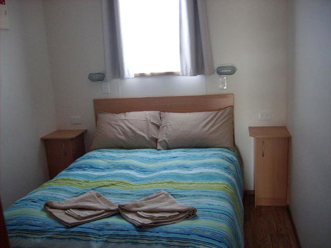 Jackos Holiday Cabins - Accommodation Broadbeach 6
