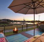 Lakeside Deck House - Accommodation Broadbeach