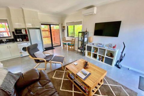 Jacaranda Wey B & B - Accommodation Broadbeach 5