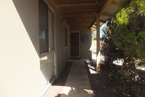 Simo's Place - Accommodation Broadbeach 1