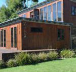 Yolla Beach House - Accommodation Broadbeach