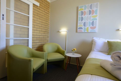 Sea Lake Motel - Accommodation Broadbeach 4