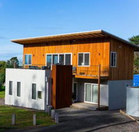 Wye Not Escape - Accommodation Broadbeach