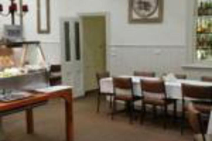 Snake Valley VIC Accommodation Broadbeach