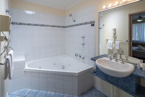 Ingenia Holidays Lake Macquarie - Accommodation Broadbeach 5