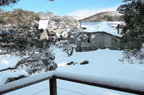 Jagungal 2 - Accommodation Broadbeach 0