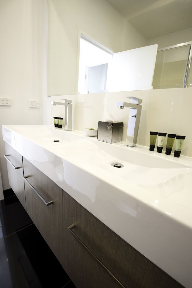 Cowes VIC Accommodation Broadbeach