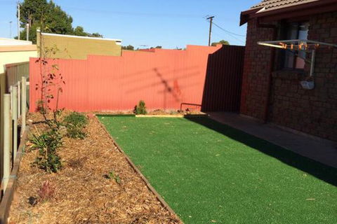 Maple Tree Cottage - Accommodation Broadbeach 4