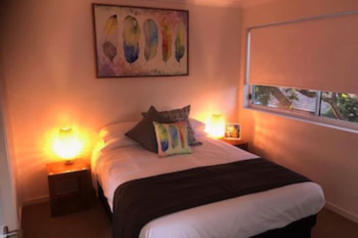 Tennyson QLD Accommodation Broadbeach