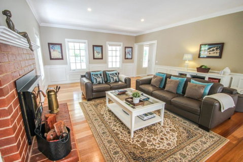 Arlington - Accommodation Broadbeach 5