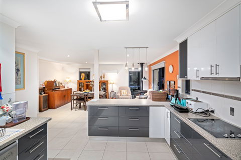 Madsen Retreat - Accommodation Broadbeach 4