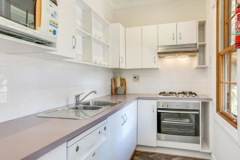 Bellevue Accommodation - Accommodation Broadbeach 6
