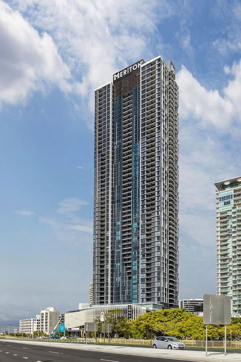 Meriton Suites Southport, Gold Coast - Accommodation Broadbeach 1