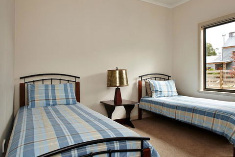 La Casa - Accommodation Broadbeach 2