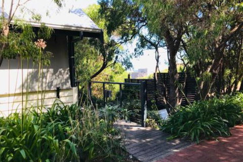 Zephyr Studio - Accommodation Broadbeach 1
