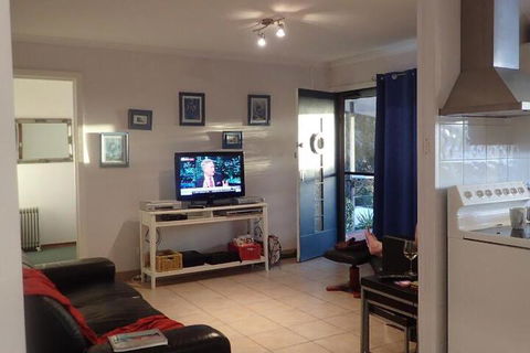 Moore River Cottage - Accommodation Broadbeach 5