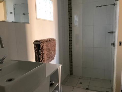 Porkys Motel - Accommodation Broadbeach 4
