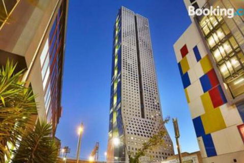 Habitat Complex - Accommodation Broadbeach 2