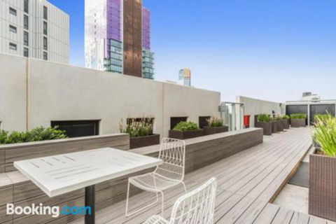 Habitat Complex - Accommodation Broadbeach 6