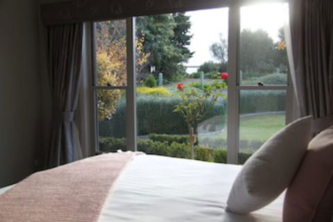 BEL MIREN ESSINGTON - Accommodation Broadbeach 0
