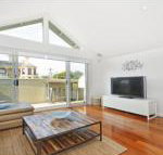 Villa by the Sea - Accommodation Broadbeach