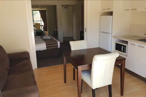 Lakeview Villa's - Accommodation Broadbeach 5