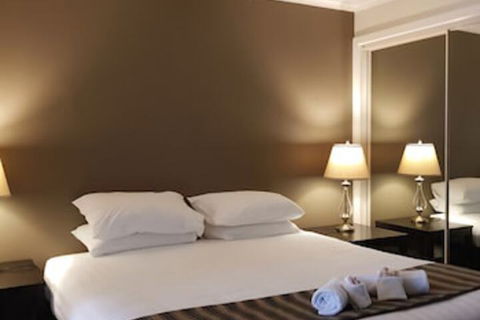 Lakeview Villa's - Accommodation Broadbeach 4