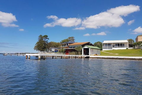 Lake Escape - Lake Macquarie - Accommodation Broadbeach 2