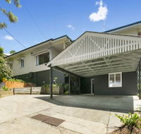 Tallywood Hacienda - Accommodation Broadbeach