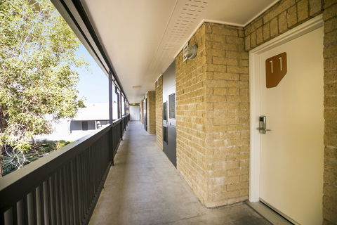 Nightcap At Kawana Waters Hotel - Accommodation Broadbeach 2