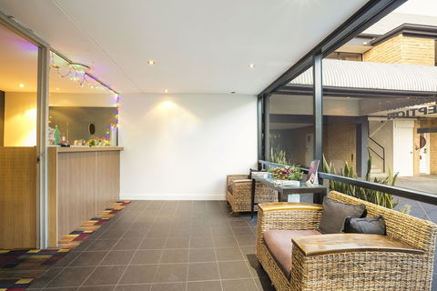 Nightcap At Kawana Waters Hotel - Accommodation Broadbeach 4