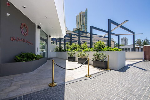 Arise Ruby Gold Coast - Accommodation Broadbeach 2